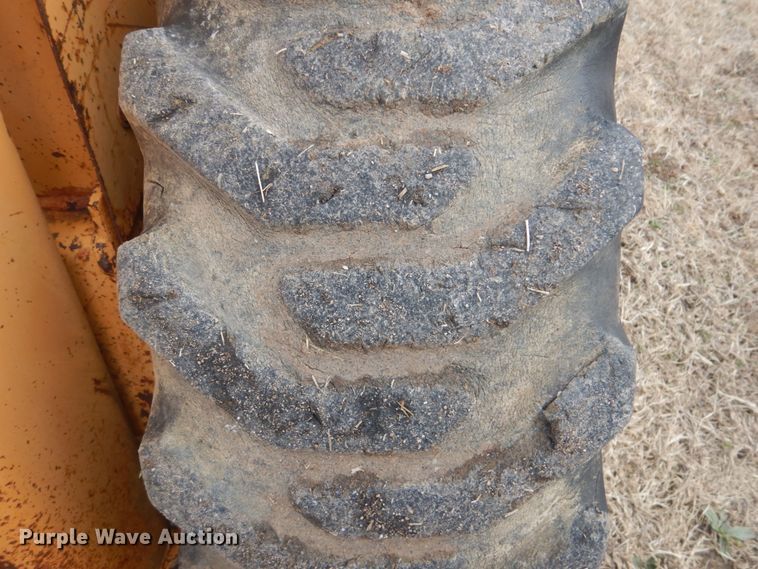 image for item GF9015 1985 Case 1845B skid steer