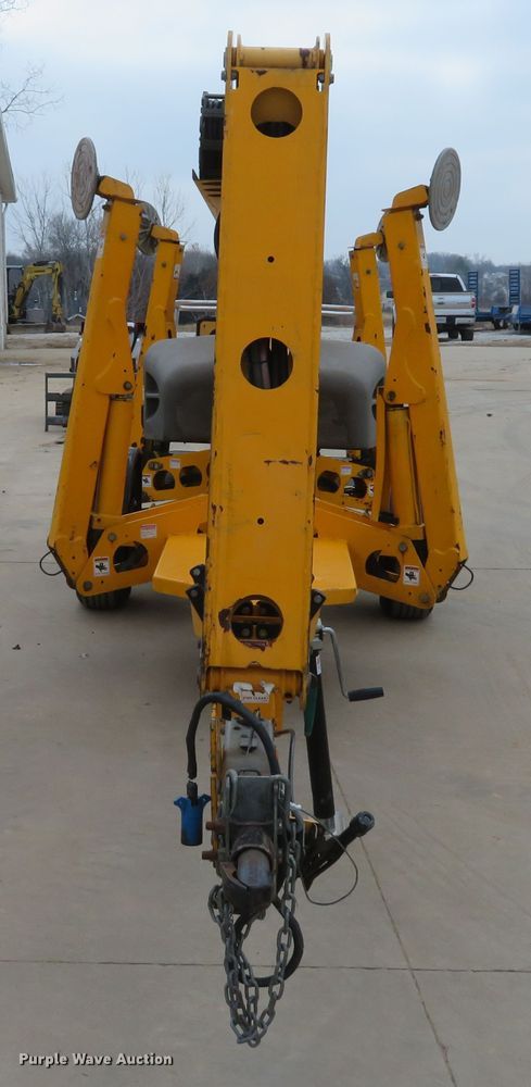 image for item GI9043 2009 Bil-Jax 5533A boom lift