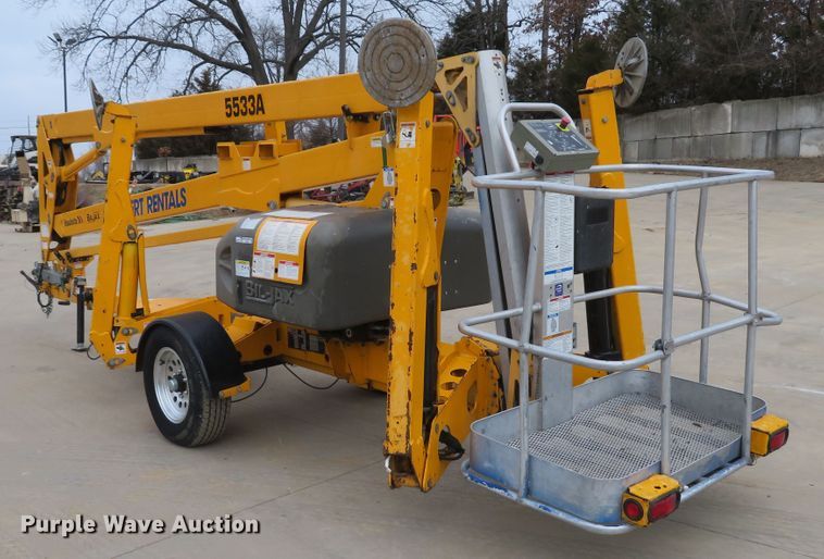 image for item GI9043 2009 Bil-Jax 5533A boom lift