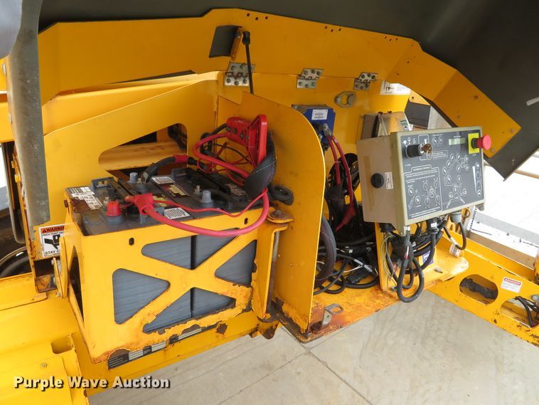 image for item GI9043 2009 Bil-Jax 5533A boom lift