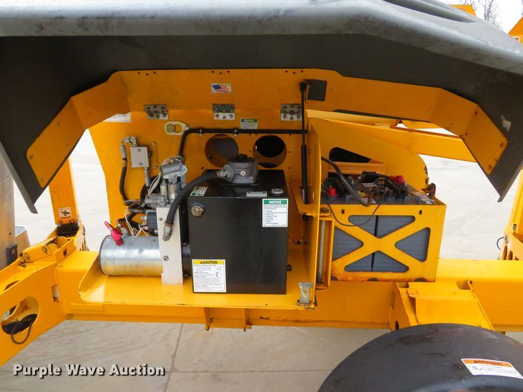 image for item GI9043 2009 Bil-Jax 5533A boom lift