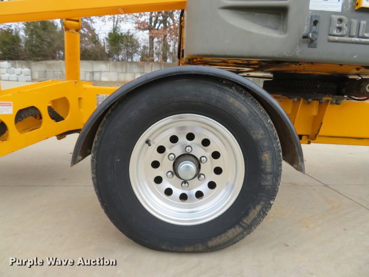 image for item GI9043 2009 Bil-Jax 5533A boom lift