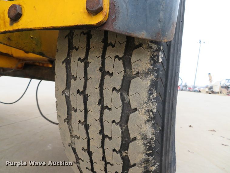 image for item GI9043 2009 Bil-Jax 5533A boom lift