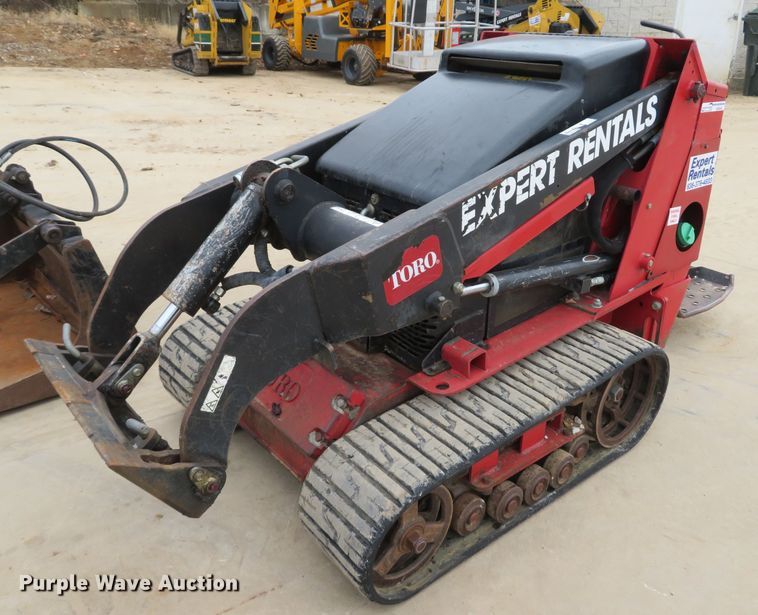 image for item GI9044 2013 Toro Dingo TX525 compact utility loader