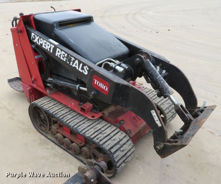 image for item GI9044 2013 Toro Dingo TX525 compact utility loader