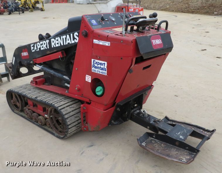 image for item GI9044 2013 Toro Dingo TX525 compact utility loader