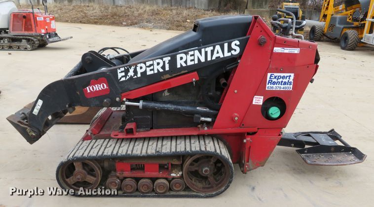 image for item GI9044 2013 Toro Dingo TX525 compact utility loader