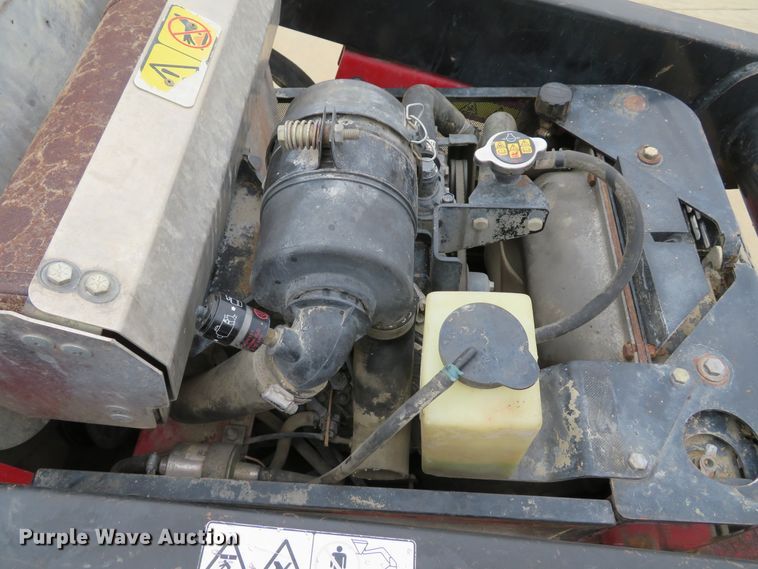 image for item GI9044 2013 Toro Dingo TX525 compact utility loader