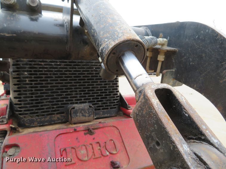 image for item GI9044 2013 Toro Dingo TX525 compact utility loader