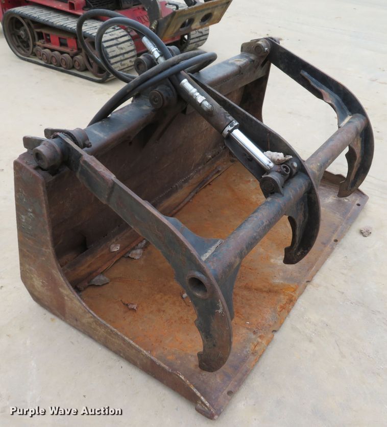 image for item GI9044 2013 Toro Dingo TX525 compact utility loader