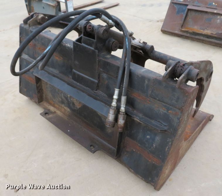 image for item GI9044 2013 Toro Dingo TX525 compact utility loader