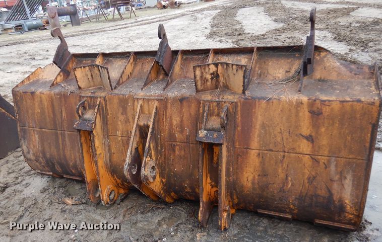 image for item GJ9255 100"W loader bucket
