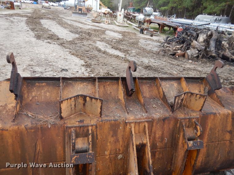 image for item GJ9255 100"W loader bucket