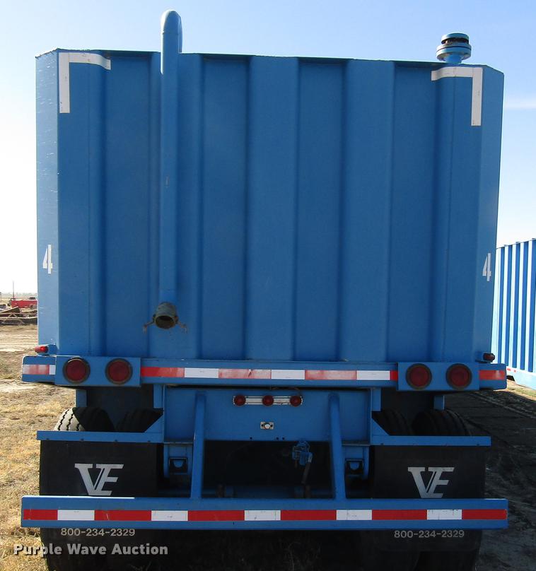 image for item H1250 2004 VE Enterprises frac tank trailer