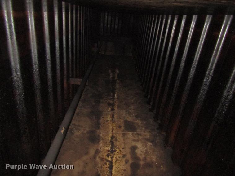 image for item H1250 2004 VE Enterprises frac tank trailer