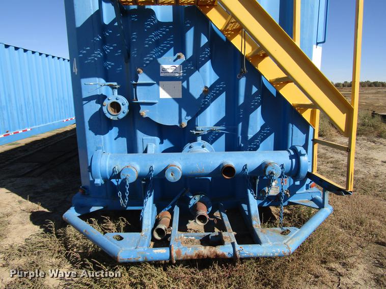 image for item H1250 2004 VE Enterprises frac tank trailer