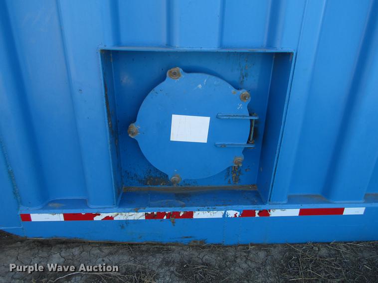 image for item H1250 2004 VE Enterprises frac tank trailer