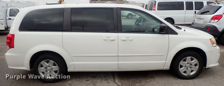 image for item DC1421 2012 Dodge Grand Caravan van