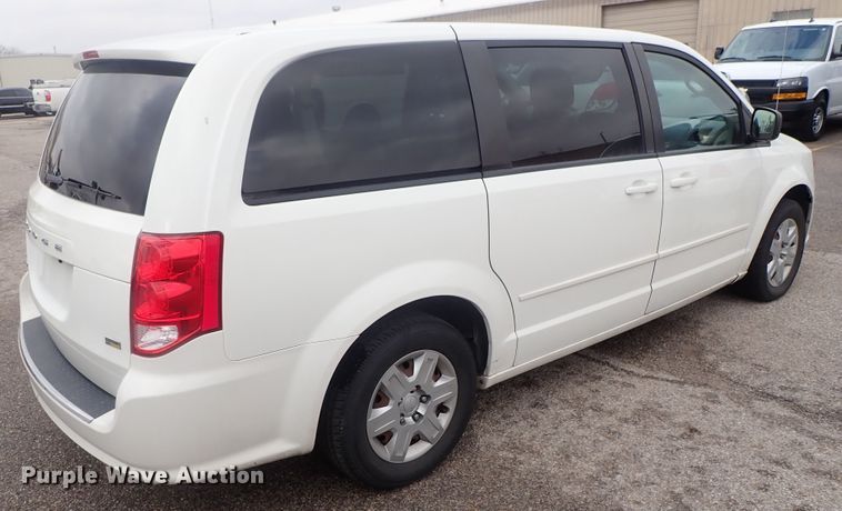 image for item DC1421 2012 Dodge Grand Caravan van