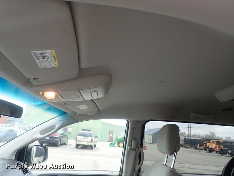 image for item DC1421 2012 Dodge Grand Caravan van