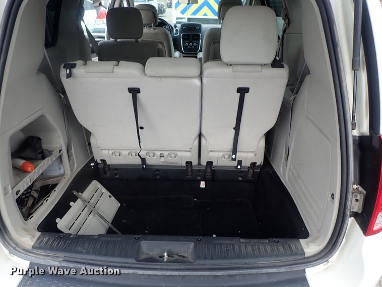 image for item DC1421 2012 Dodge Grand Caravan van