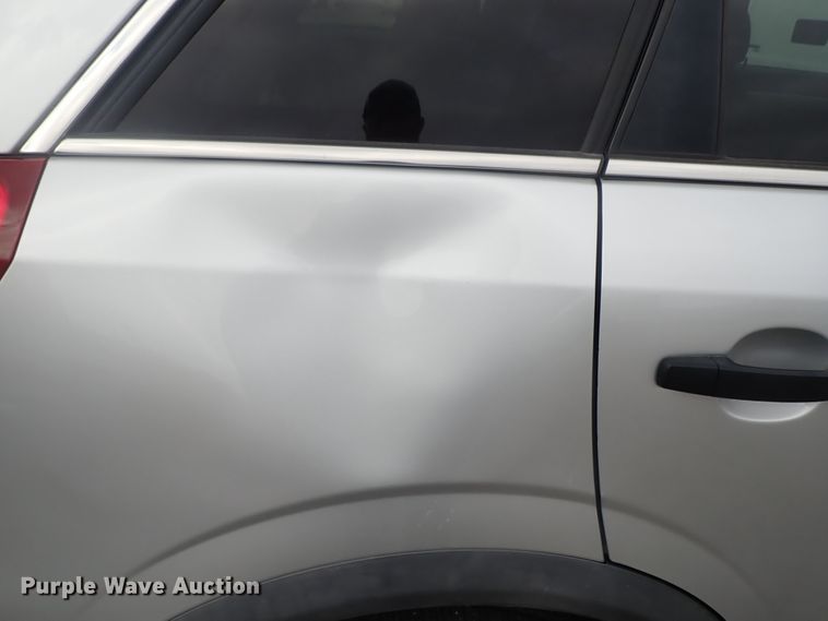 image for item DC1422 2012 Chevrolet Captiva SUV