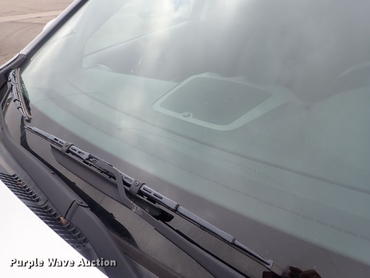 image for item DC1422 2012 Chevrolet Captiva SUV