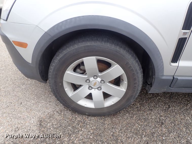 image for item DC1422 2012 Chevrolet Captiva SUV