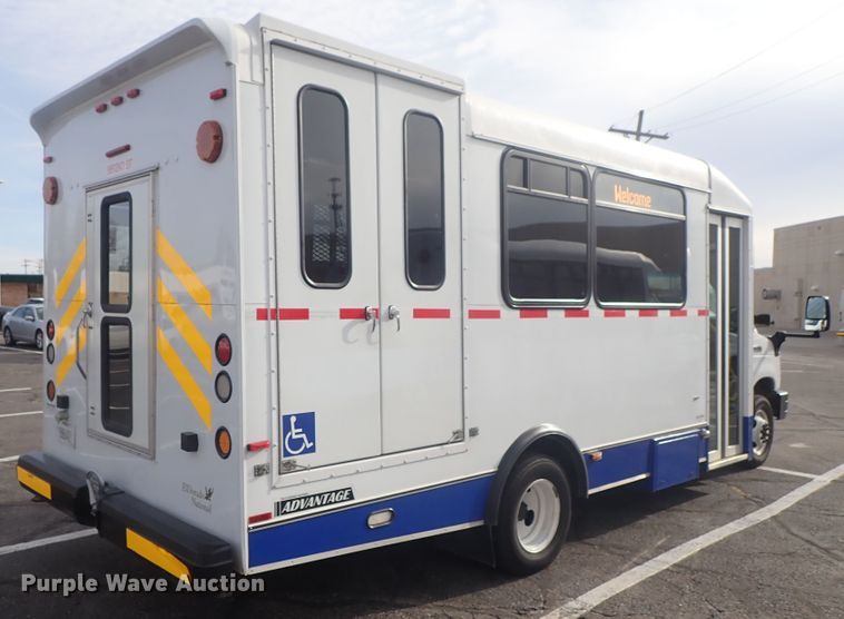image for item DC3367 2015 Ford Econoline E450 Eldorado Advantage shuttle bus
