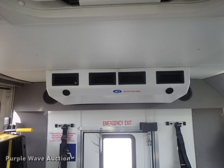 image for item DC3367 2015 Ford Econoline E450 Eldorado Advantage shuttle bus