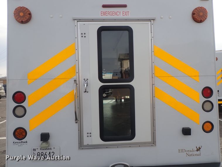 image for item DC3367 2015 Ford Econoline E450 Eldorado Advantage shuttle bus