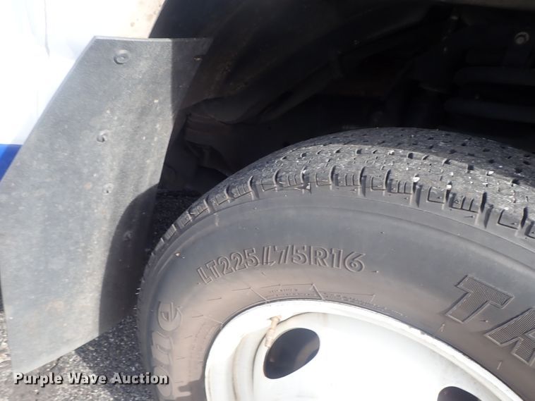 image for item DC3367 2015 Ford Econoline E450 Eldorado Advantage shuttle bus