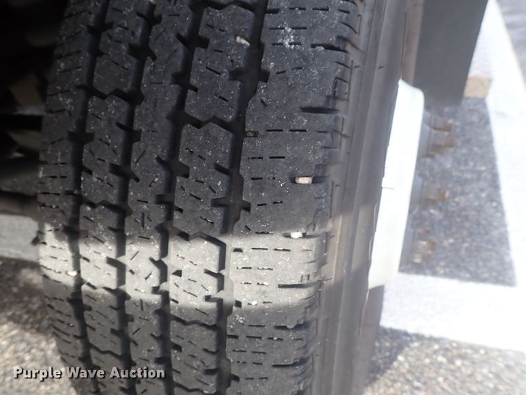 image for item DC3367 2015 Ford Econoline E450 Eldorado Advantage shuttle bus