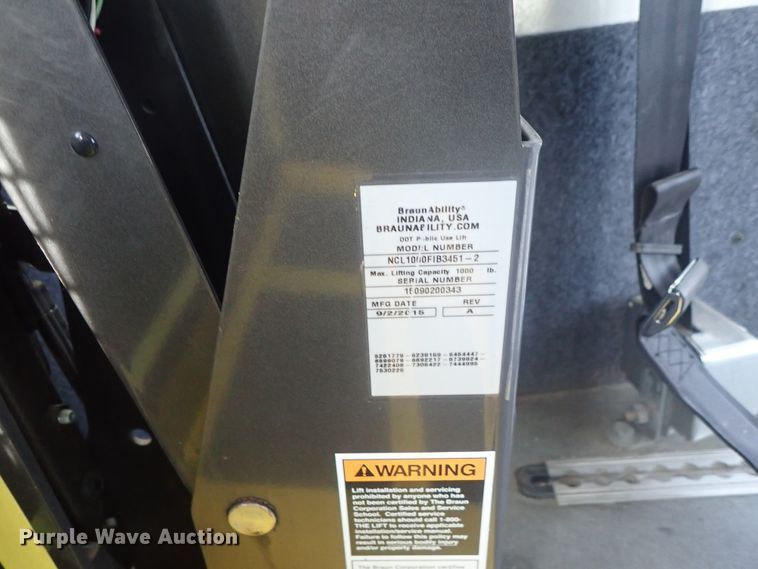 image for item DC3368 2016 Ford Econoline E450 Eldorado Aerotech shuttle bus