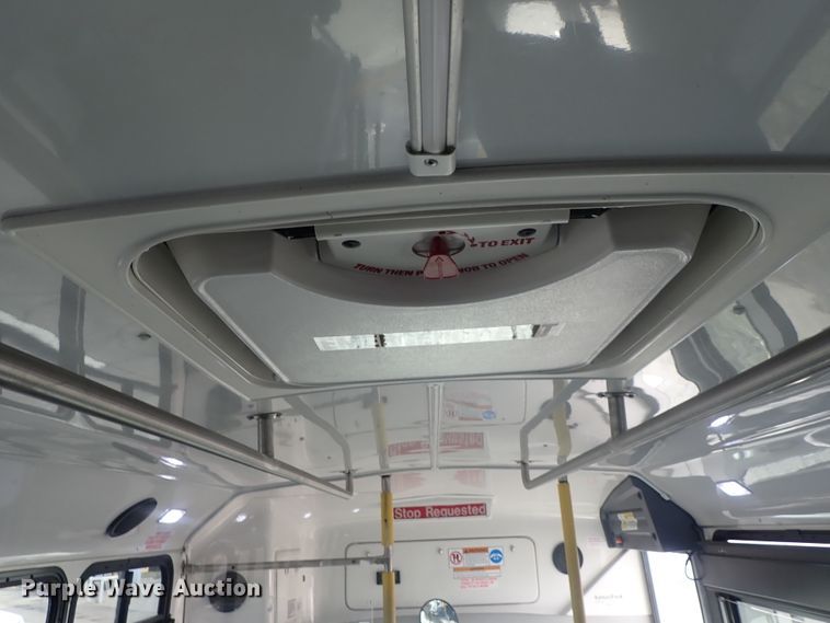 image for item DC3368 2016 Ford Econoline E450 Eldorado Aerotech shuttle bus