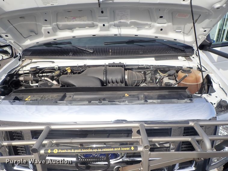 image for item DC3368 2016 Ford Econoline E450 Eldorado Aerotech shuttle bus