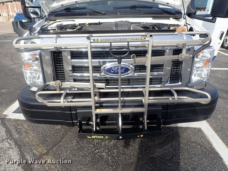 image for item DC3368 2016 Ford Econoline E450 Eldorado Aerotech shuttle bus