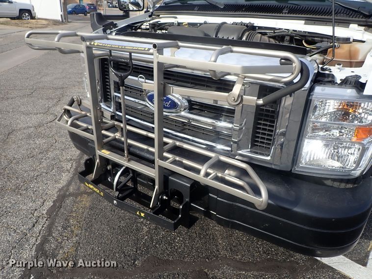 image for item DC3368 2016 Ford Econoline E450 Eldorado Aerotech shuttle bus