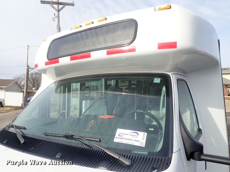 image for item DC3368 2016 Ford Econoline E450 Eldorado Aerotech shuttle bus
