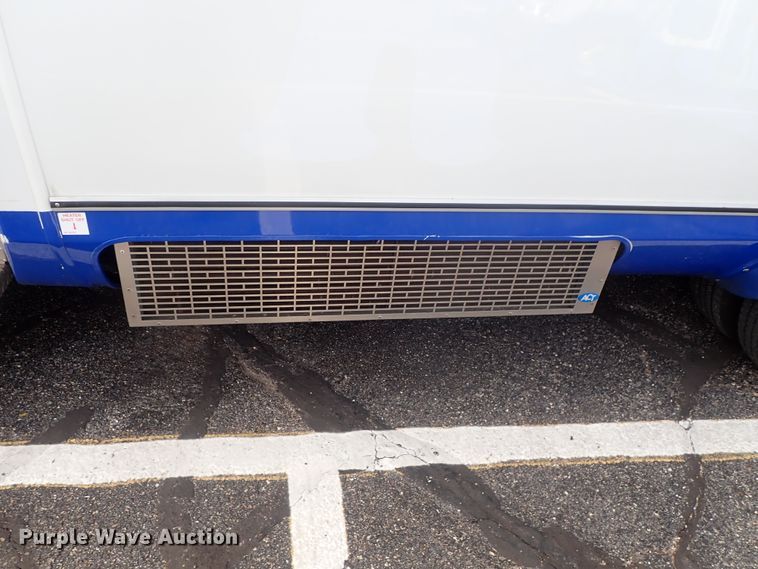 image for item DC3368 2016 Ford Econoline E450 Eldorado Aerotech shuttle bus