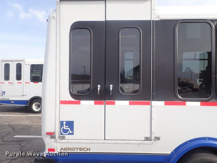 image for item DC3368 2016 Ford Econoline E450 Eldorado Aerotech shuttle bus