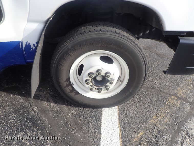 image for item DC3368 2016 Ford Econoline E450 Eldorado Aerotech shuttle bus