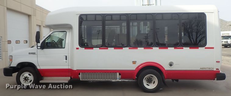 image for item DC3369 2014 Ford Econoline E450 Eldorado Aerotech shuttle bus