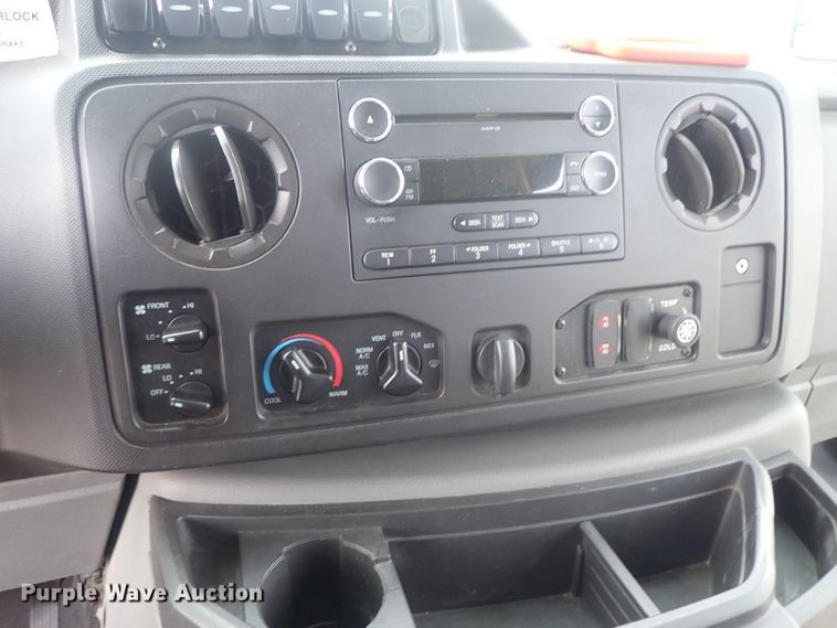 image for item DC3369 2014 Ford Econoline E450 Eldorado Aerotech shuttle bus