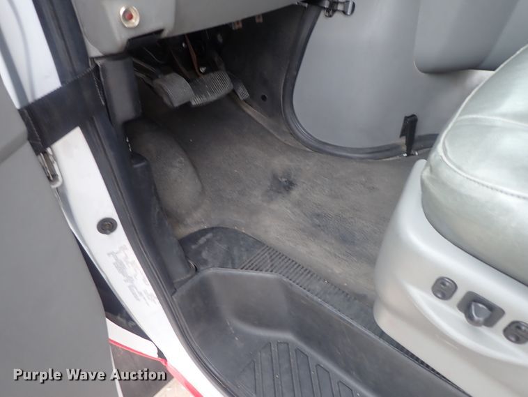 image for item DC3369 2014 Ford Econoline E450 Eldorado Aerotech shuttle bus