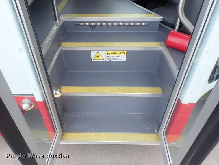 image for item DC3369 2014 Ford Econoline E450 Eldorado Aerotech shuttle bus