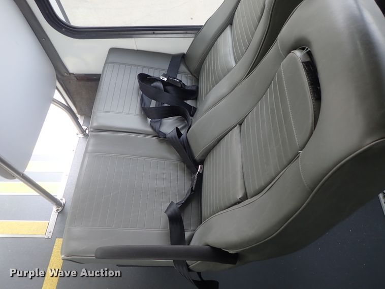 image for item DC3369 2014 Ford Econoline E450 Eldorado Aerotech shuttle bus