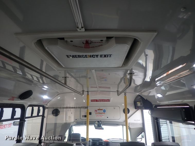 image for item DC3369 2014 Ford Econoline E450 Eldorado Aerotech shuttle bus