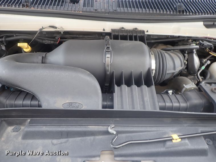 image for item DC3369 2014 Ford Econoline E450 Eldorado Aerotech shuttle bus