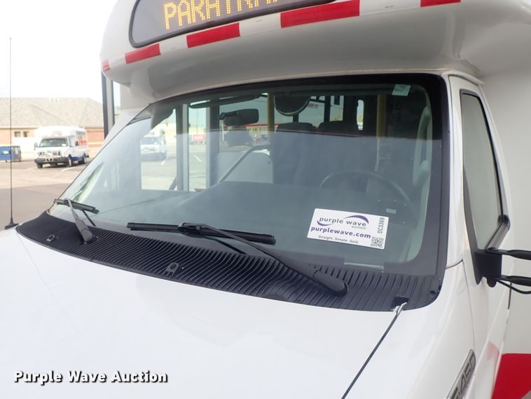 image for item DC3369 2014 Ford Econoline E450 Eldorado Aerotech shuttle bus